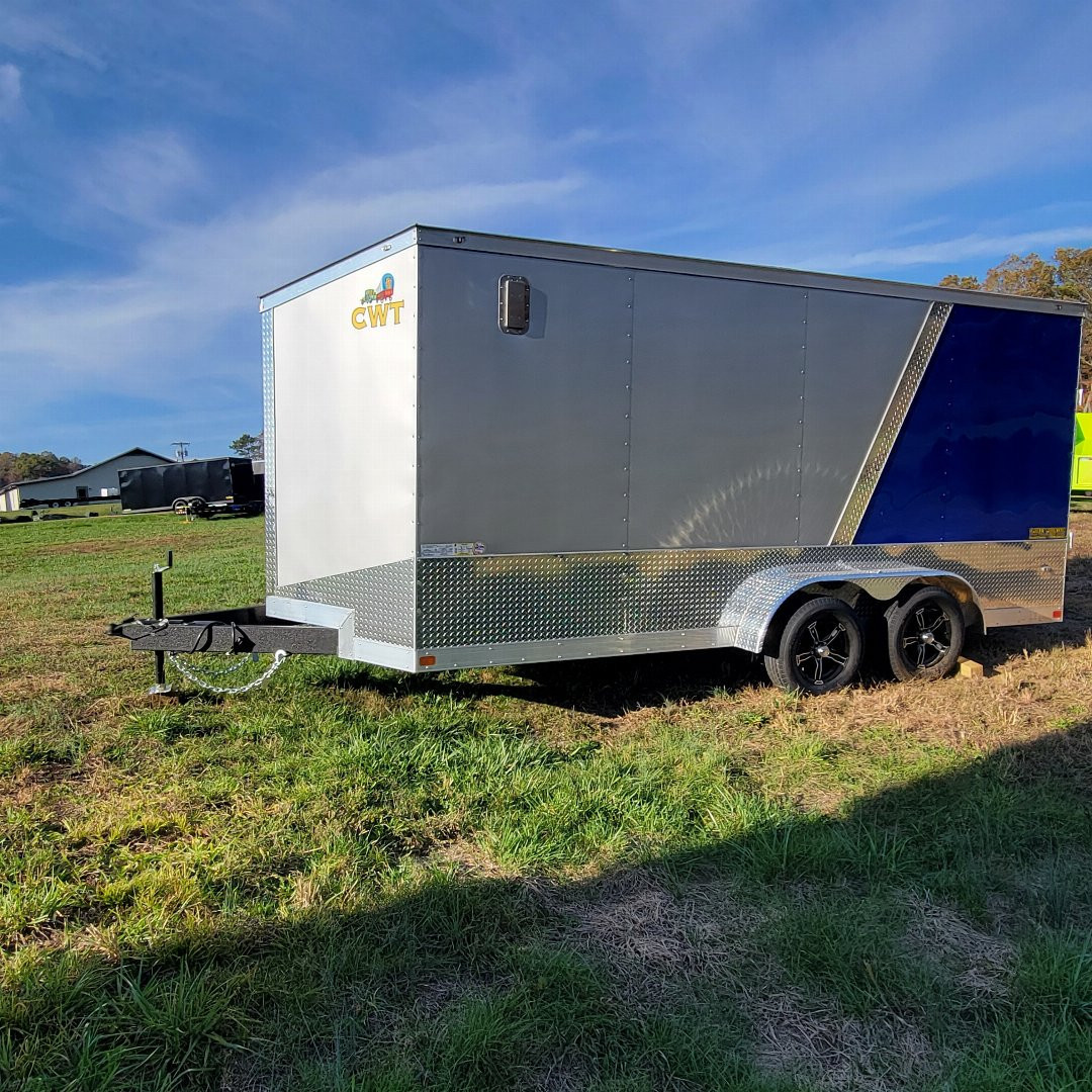 2025 Covered Wagon photo 2