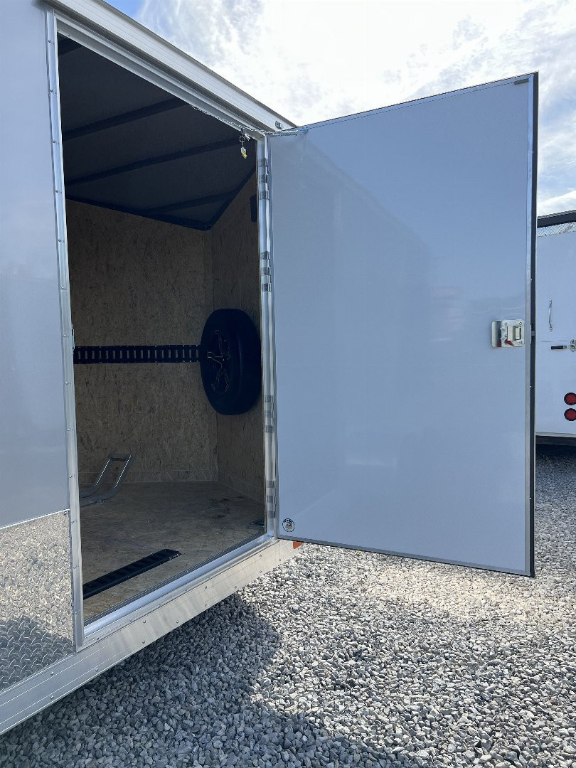 2025 Covered Wagon photo 7