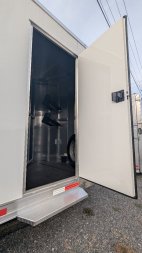 New 2024 Shadow STABLELITE 2 HORSE W/ SPARE Stock / Stock Combo Trailer