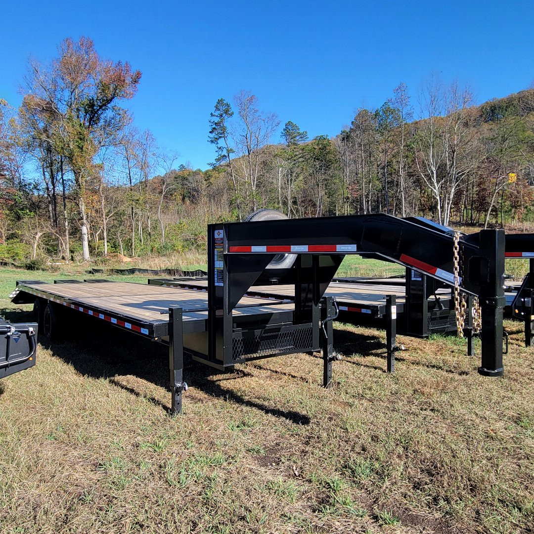 New 2024 Carry-On 25+5 GN 20K Equipment Trailer