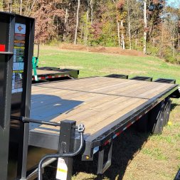New 2024 Carry-On 25+5 GN 20K Equipment Trailer