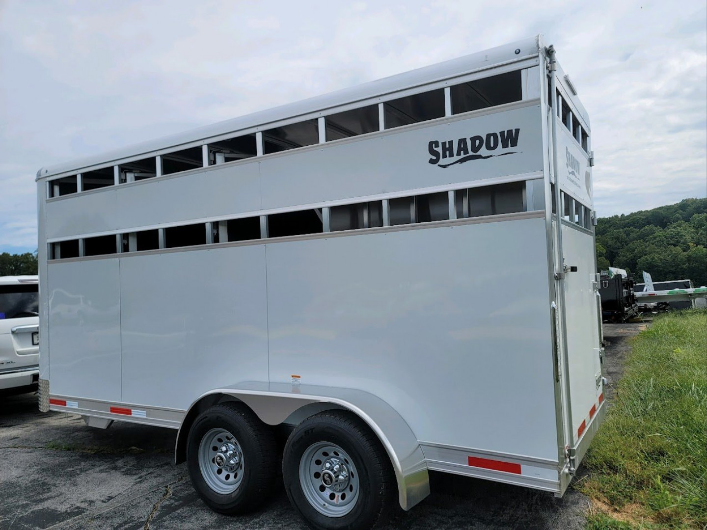 New 2024 Shadow Aluminum 3 horse slant load Stock / Stock Combo Trailer