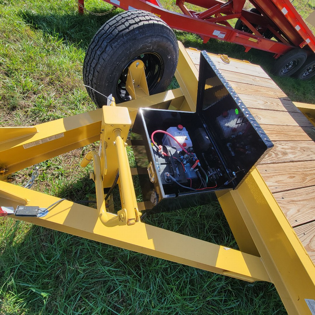 New 2024 Cam Superline 7 CAM DECKOVER TILT 20+4 Equipment Trailer