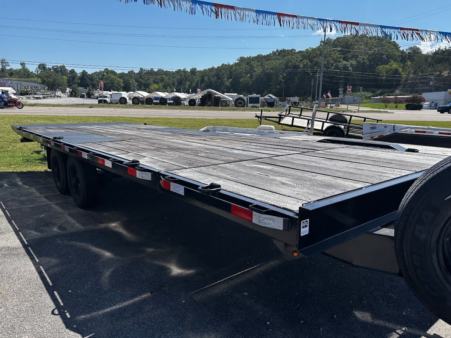 New 2024 Cam Superline 8 CAM Deckover Tilt 20+4 Equipment Trailer