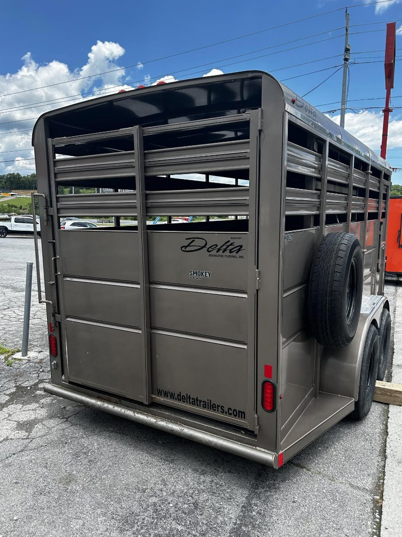 Used 2020 Delta Trailers 16' stock Stock / Stock Combo Trailer