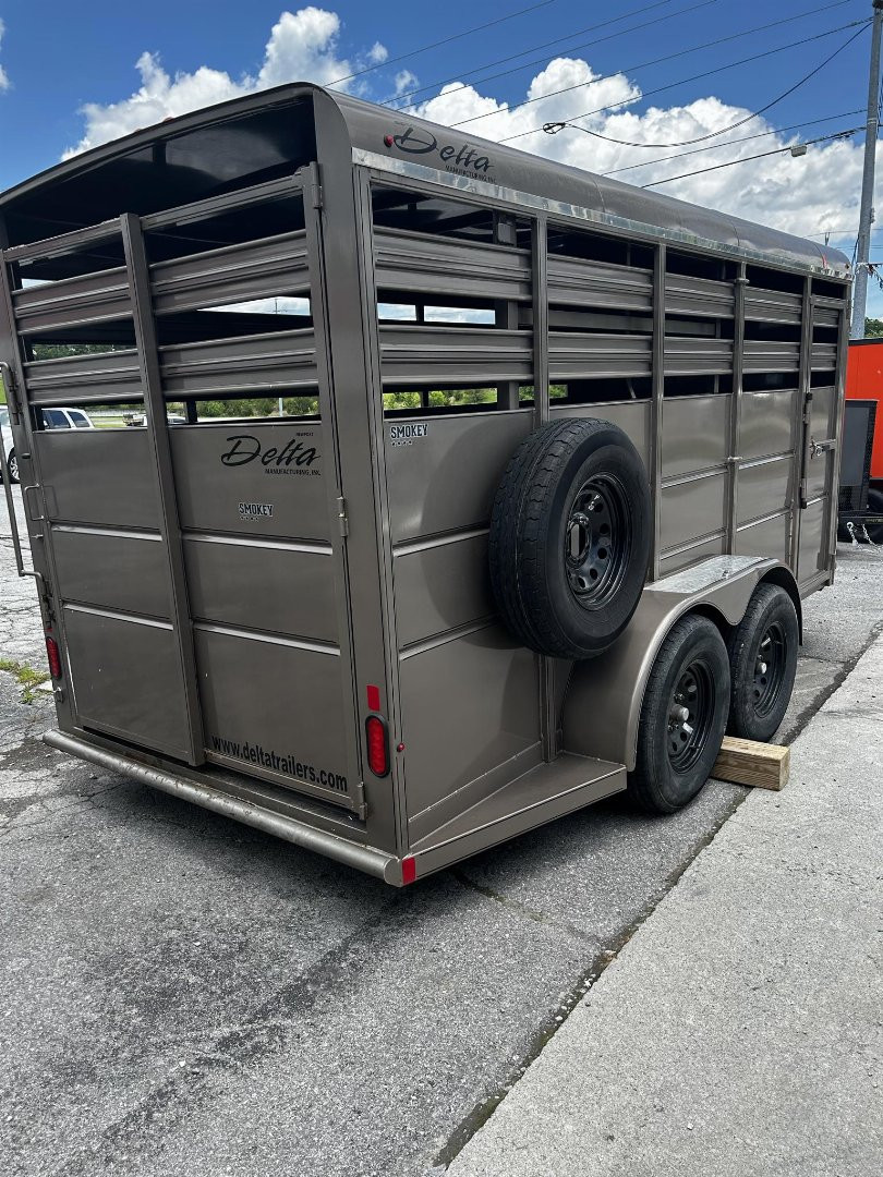 Used 2020 Delta Trailers 16' stock Stock / Stock Combo Trailer