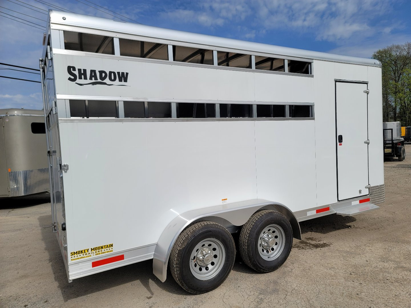 New 2024 SHADOW 3 HORSE WHITE Pen / Stock Combo Trailer