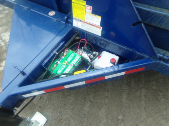 New 2024 Air Tow UT14-10 Equipment Trailer