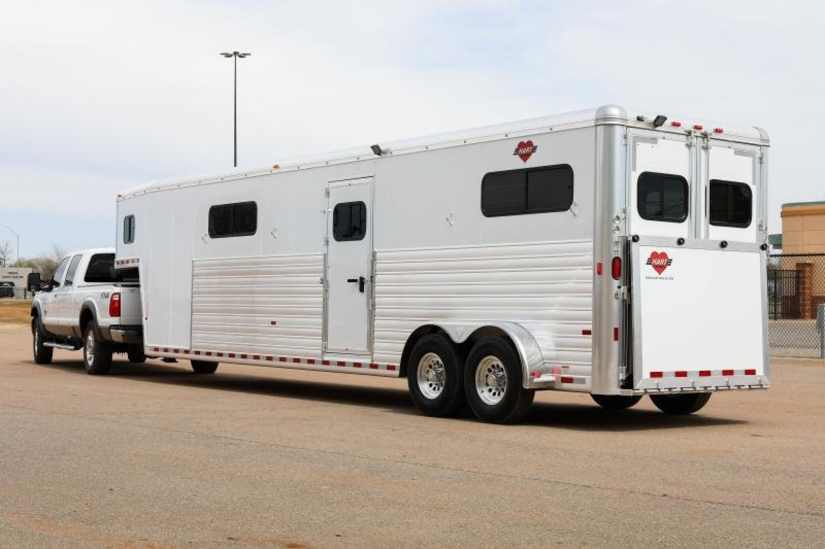 New 2024 Hart Trailers Head to Head 4 Horse Stock / Stock Combo Trailer