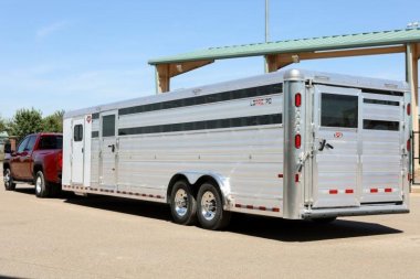 New 2024 Hart Trailers LOPROXPO CLUB CALF  Stock / Stock Combo Trailer