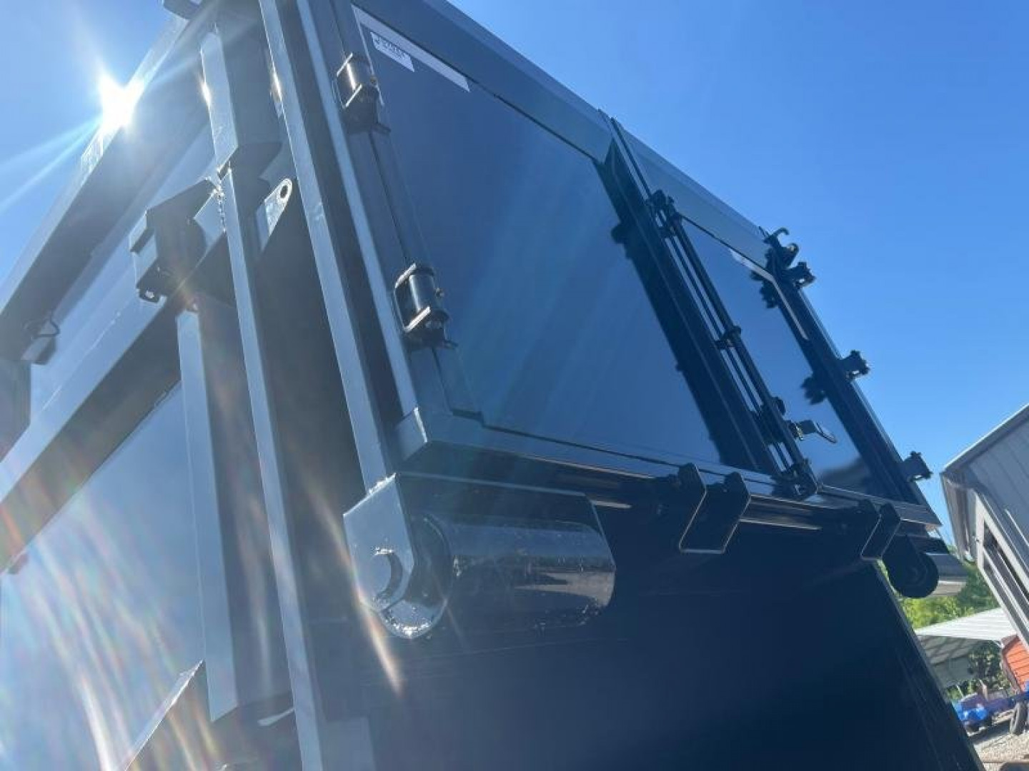 New 2023 MAXXD ROX B 4' SIDES Dump Bin