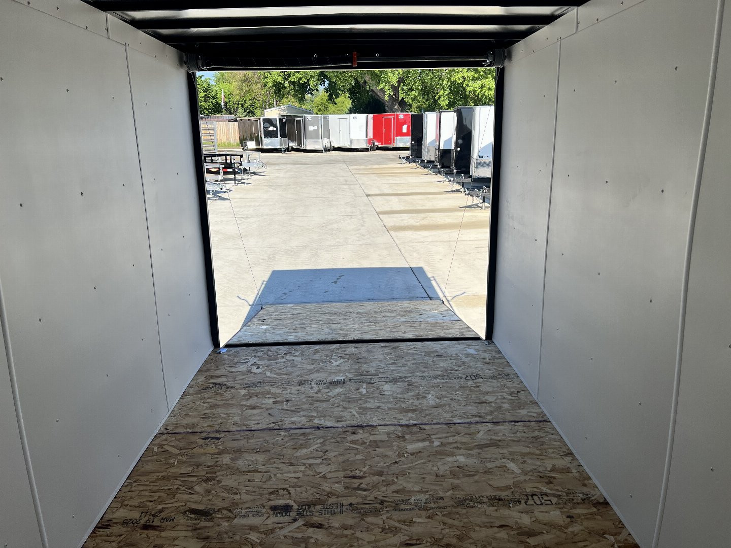 New 2025 AERO 7x12+v enclosed Cargo / Enclosed Trailer