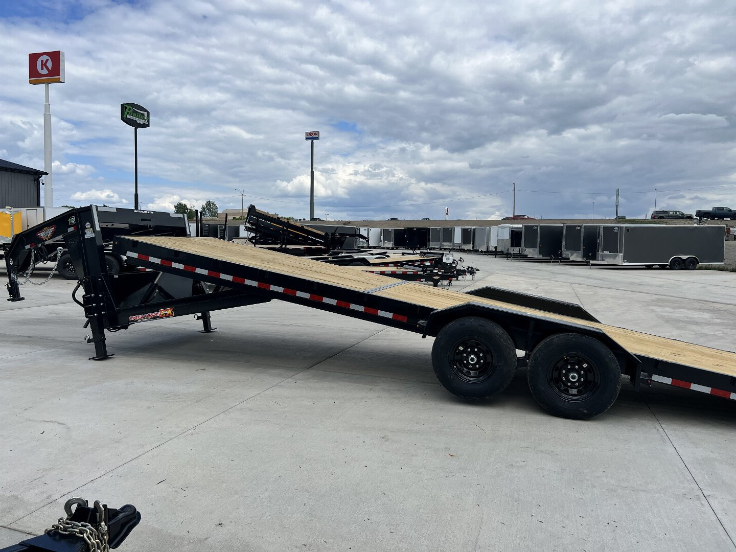 New 2025 H&H Gooseneck SPEEDLOADER 30' POWER TILT 14K, winch plate