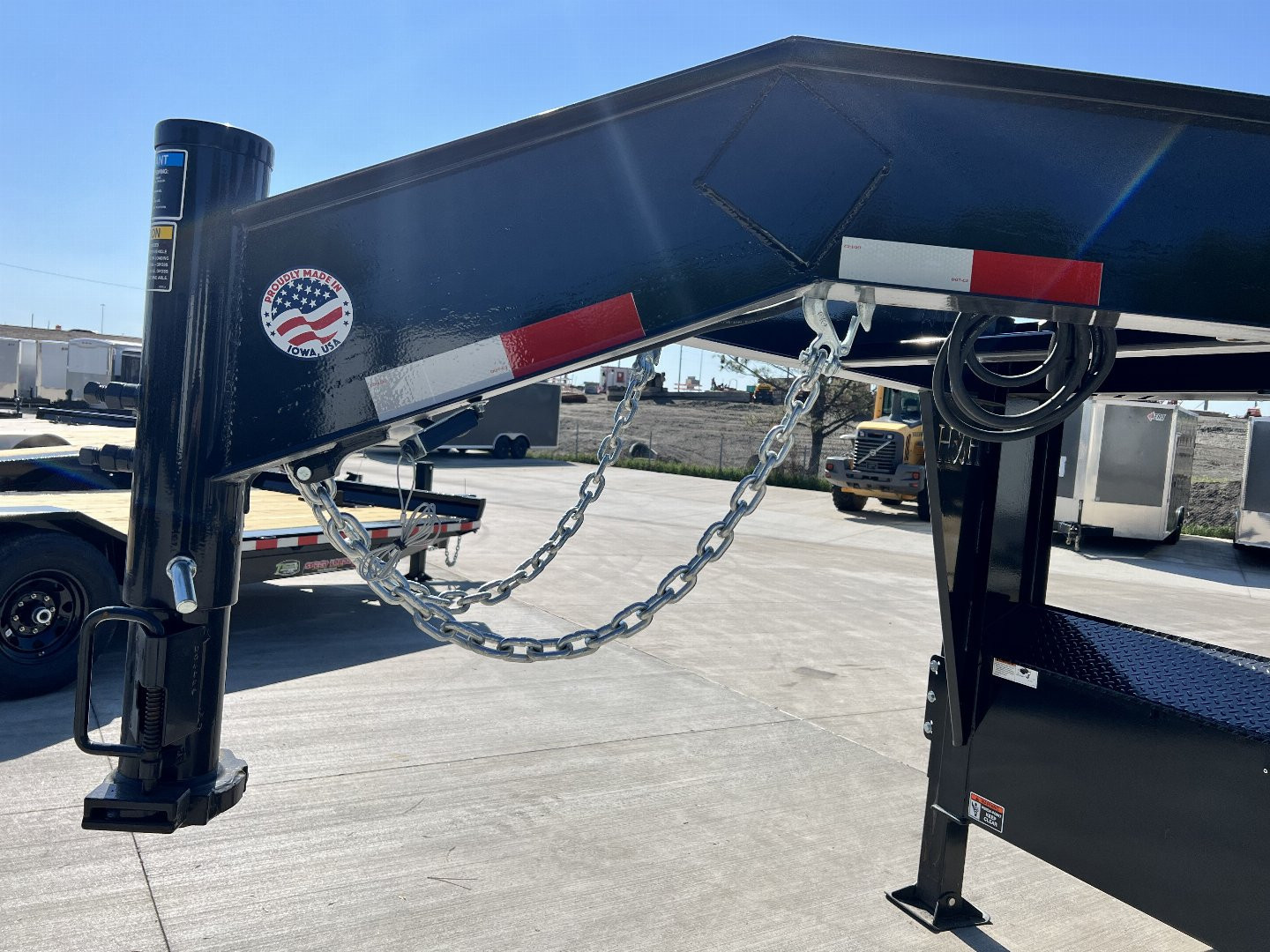 New 2025 H&H HEAVY DUTY Gooseneck 102” Wide SPEEDLOADER 30' POWER TILT 16K POWER Jacks, key fob Remote, winch plate, solar charger, Drive Over Fenders, Upgraded Frame