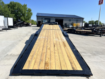 New 2025 H&H HEAVY DUTY Gooseneck 102” Wide SPEEDLOADER 30' POWER TILT 16K POWER Jacks, key fob Remote, winch plate, solar charger, Drive Over Fenders, Upgraded Frame