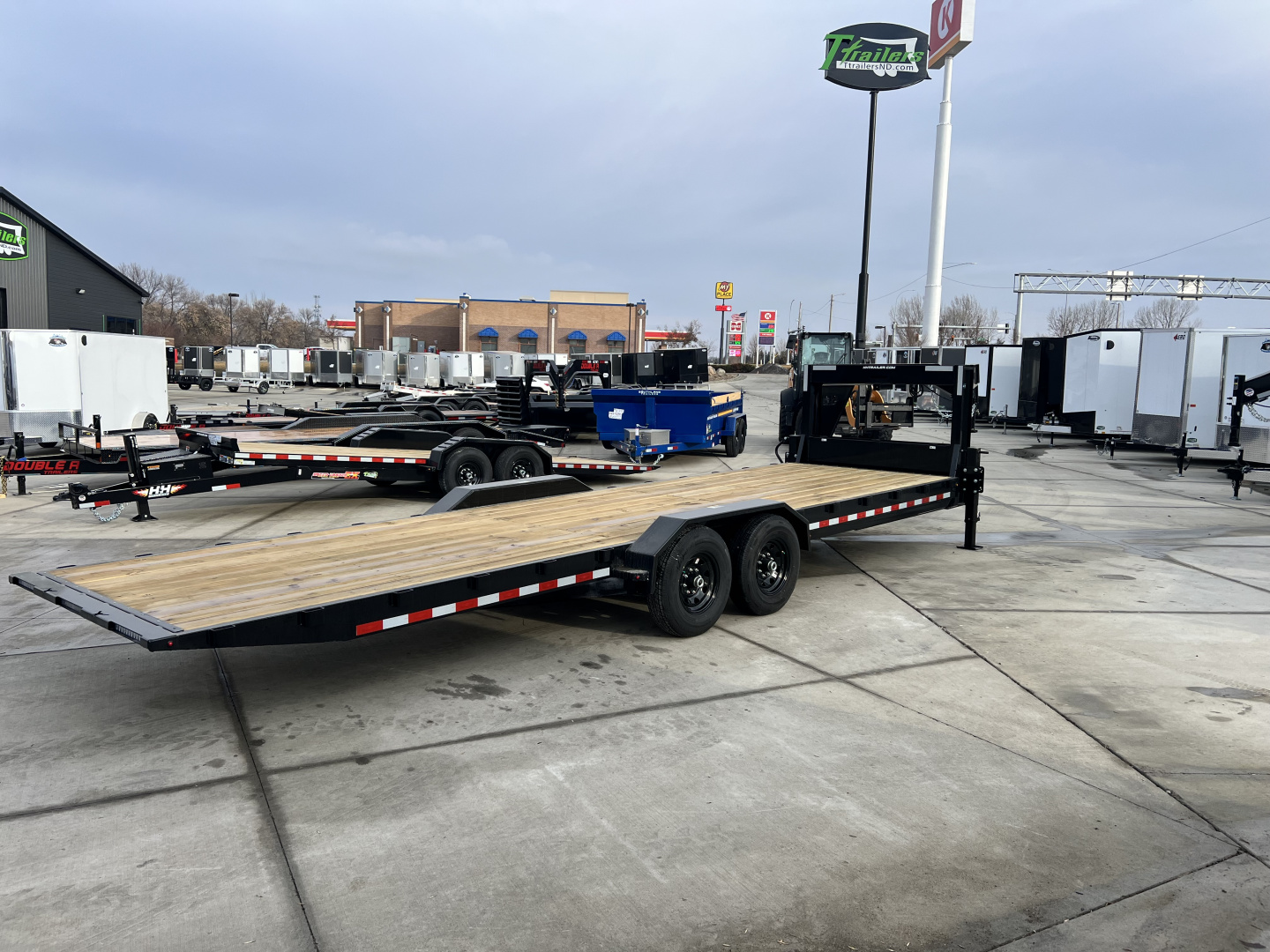 New 2026 H&H Gooseneck SPEEDLOADER 26' POWER TILT 14K, winch plate drive over fender
