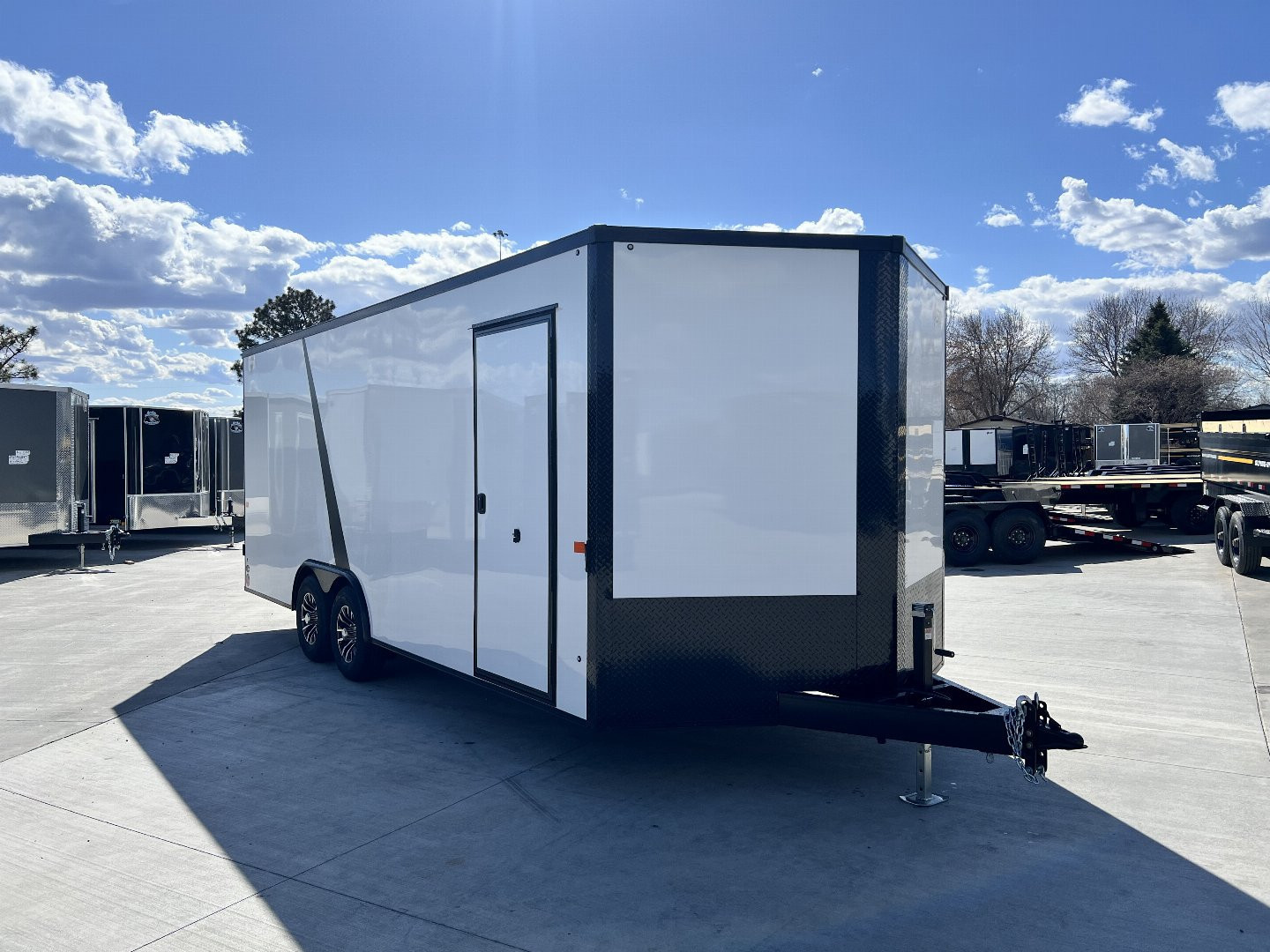 New NEW 2026 AERO 8.5x20 +2’V, 7’ TALL, WHITE Interior, BLACKOUT  EDITION- QUALITY Aluminum Wheels Enclosed Car Hauler Trailer