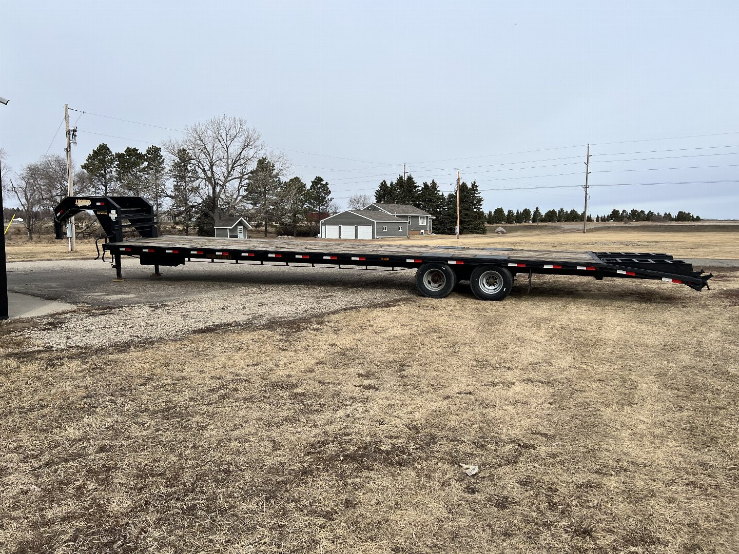 Used 2018 Legend 40ft Gooseneck with 2-12,000 lb axles
