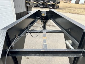 Used 2018 Legend 40ft Gooseneck with 2-12,000 lb axles