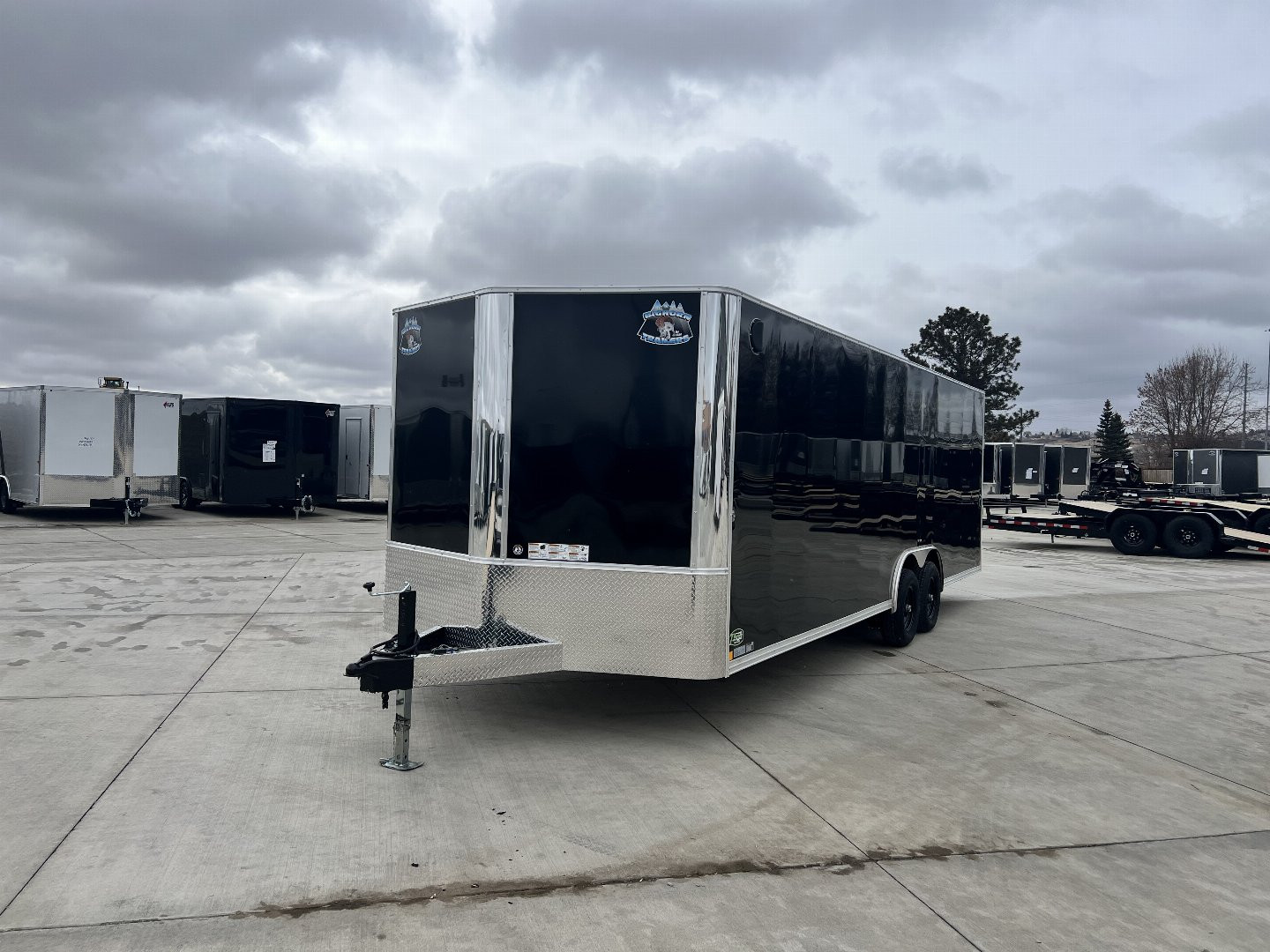 New 2025 Bighorn R&M 8.5x24 + 2’V Nose Rear Ramp Enclosed Cargo Trailer Car Hauler