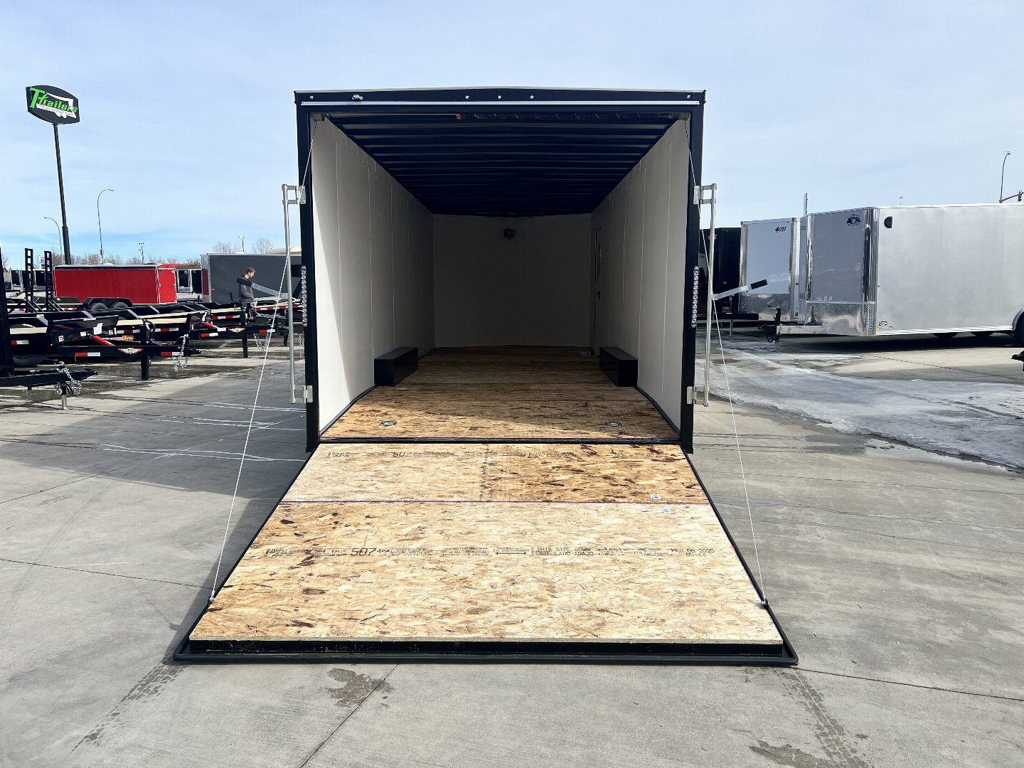New NEW 2025 AERO 8.5x24 + 2’V, 7’ TALL, WHITE Interior, QUALITY Enclosed Rear Ramp Car Hauler Cargo Trailer