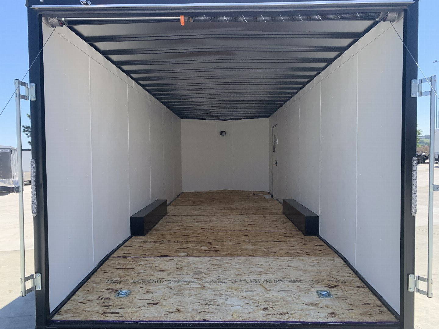New NEW 2025 AERO 8.5x24 + 2’V, 7’ TALL, WHITE Interior, QUALITY Enclosed Rear Ramp Car Hauler Cargo Trailer