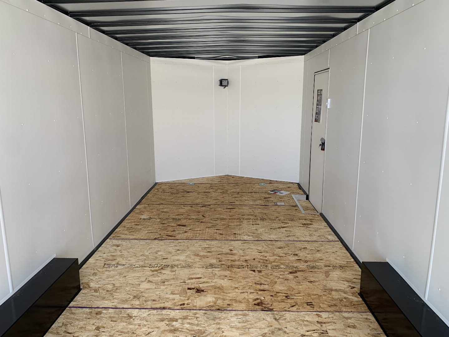 New NEW 2025 AERO 8.5x24 + 2’V, 7’ TALL, WHITE Interior, QUALITY Enclosed Rear Ramp Car Hauler Cargo Trailer