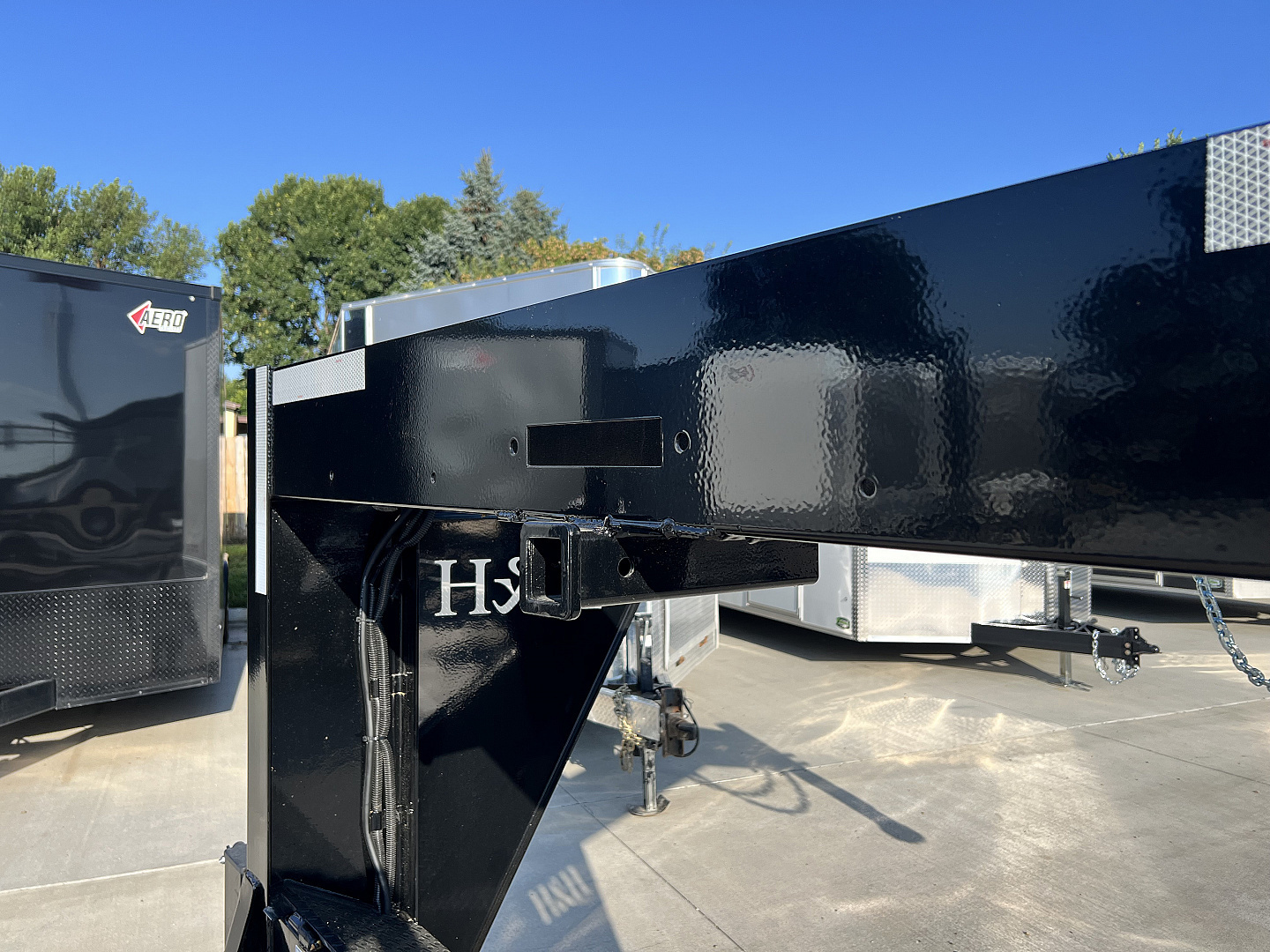New 2025 H&H Gooseneck POWER TILT 24' 2-7000lb  axles=14K DRIVE OVER FENDER Car Hauler Trailer