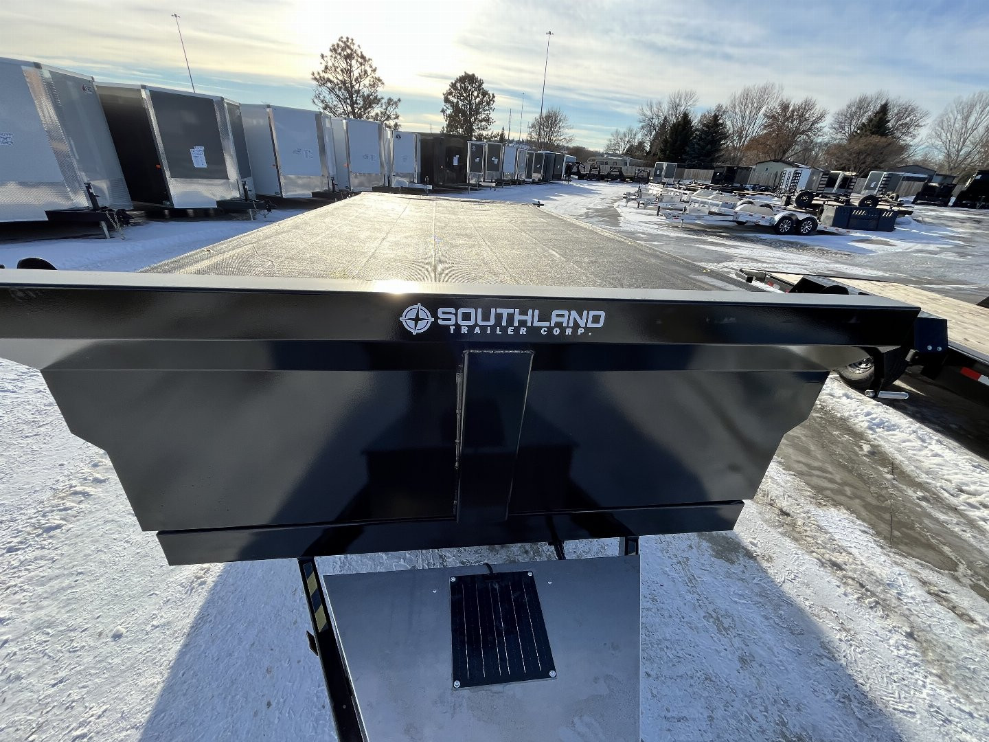New NEW 2025 Southland 14ft HYDRUALIC JACK Low Profile Dump Trailer 2-7000 lb axles =14K with Ramps