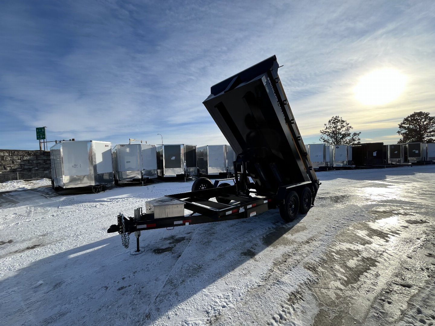 New NEW 2025 Southland 14ft HYDRUALIC JACK Low Profile Dump Trailer 2-7000 lb axles =14K with Ramps