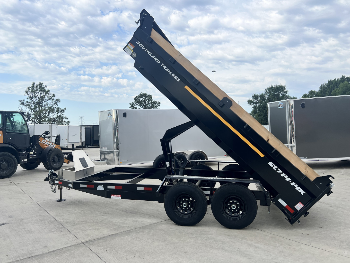 New NEW 2025 Southland 14ft HYDRUALIC JACK Low Profile Dump Trailer 2-7000 lb axles =14K with Ramps