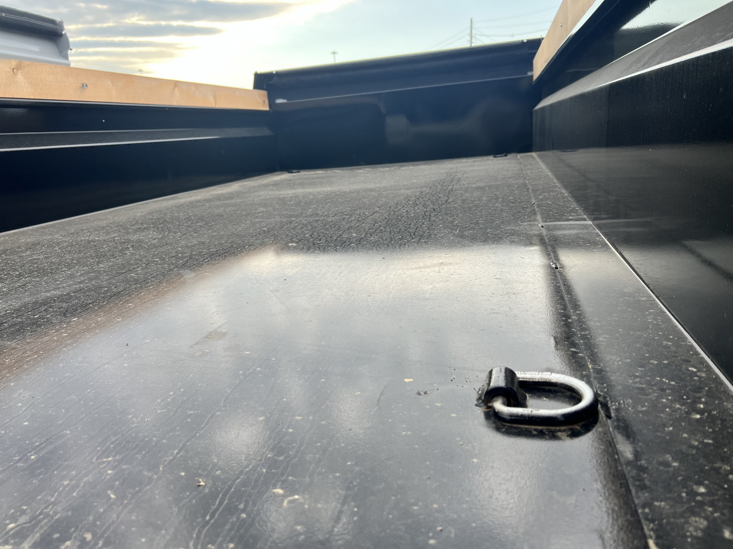 New NEW 2025 Southland 14ft HYDRUALIC JACK Low Profile Dump Trailer 2-7000 lb axles =14K with Ramps