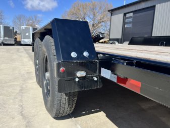 New 2025 Southland 20’ Flatbed 2-7000lb axles =14K Dovetail Trailer Fold Up Ramps