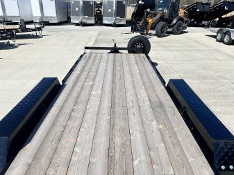 New 2025 Southland 20’ Flatbed 2-7000lb axles =14K Dovetail Trailer Fold Up Ramps