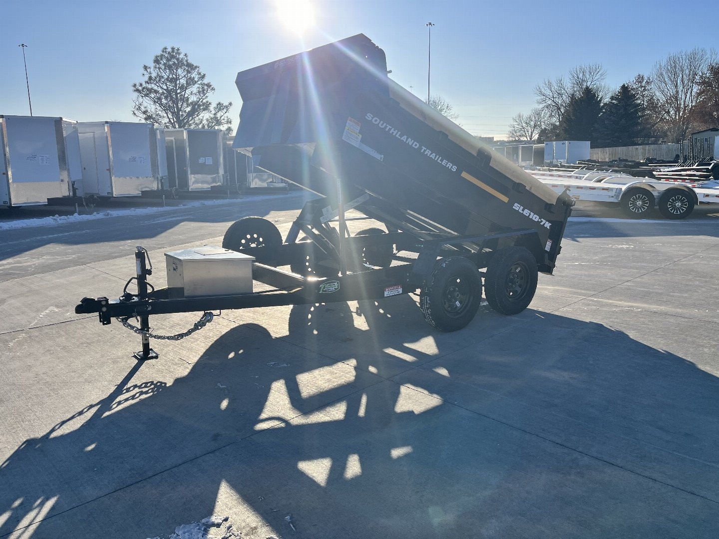 New NEW 2025 Southland 74”x10’ Low Profile SCISSOR Lift Dump Trailer 2-3500 lb axles