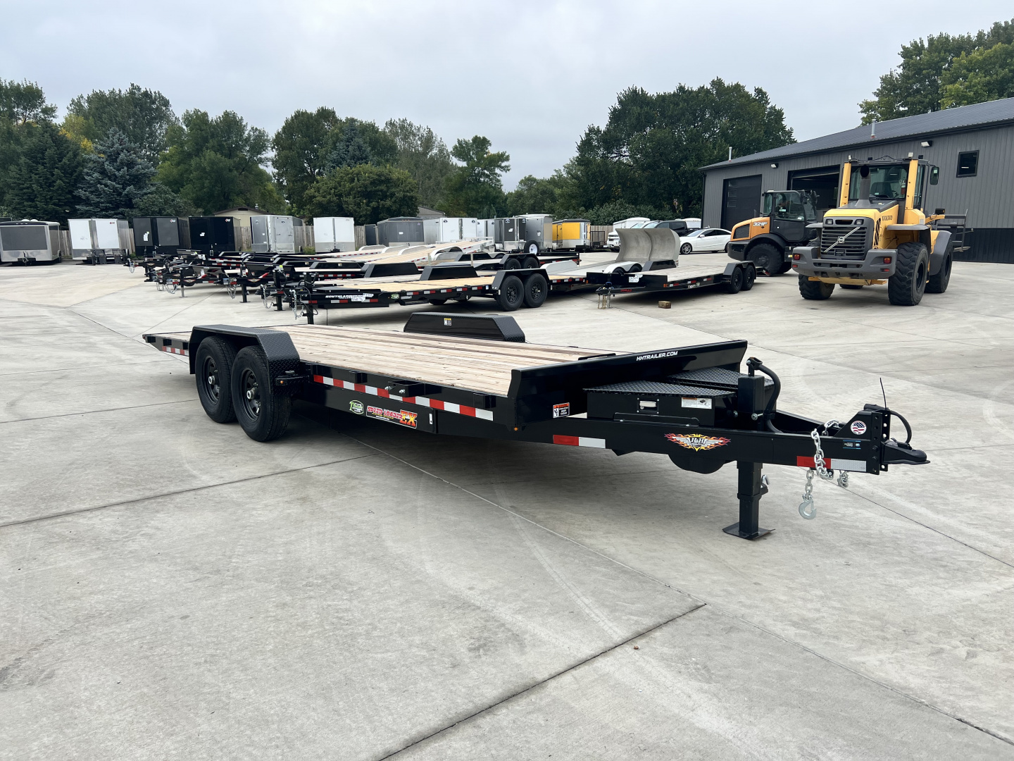 New NEW 2025 H&H Speedloader 22’ POWER TILTbed flatbed Trailer 2-7000 lb axles =14K Removable Fenders