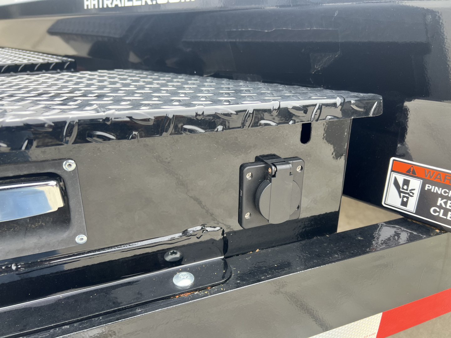 New NEW 2025 H&H Speedloader 22’ POWER TILTbed flatbed Trailer 2-7000 lb axles =14K Removable Fenders