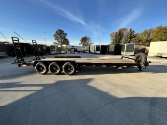 New 2025 Southland 24’ Flatbed 3-7000lb axles =21K Dovetail Trailer Fold Up Ramps