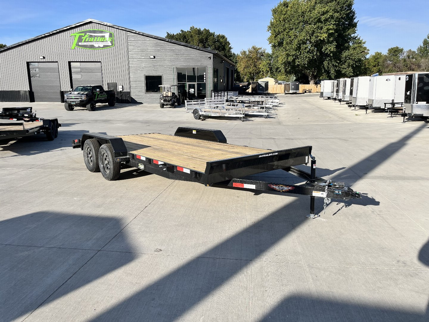 New NEW 2025 H&H 18’ flatbed Trailer 2-3500 lb axles=7K, dovetail, EASY Rear Slide In Ramps