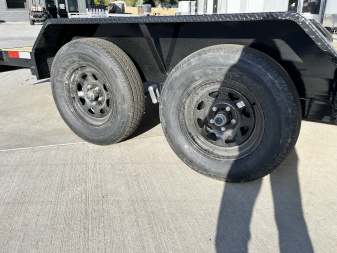 New NEW 2025 H&H 18’ flatbed Trailer 2-3500 lb axles=7K, dovetail, EASY Rear Slide In Ramps