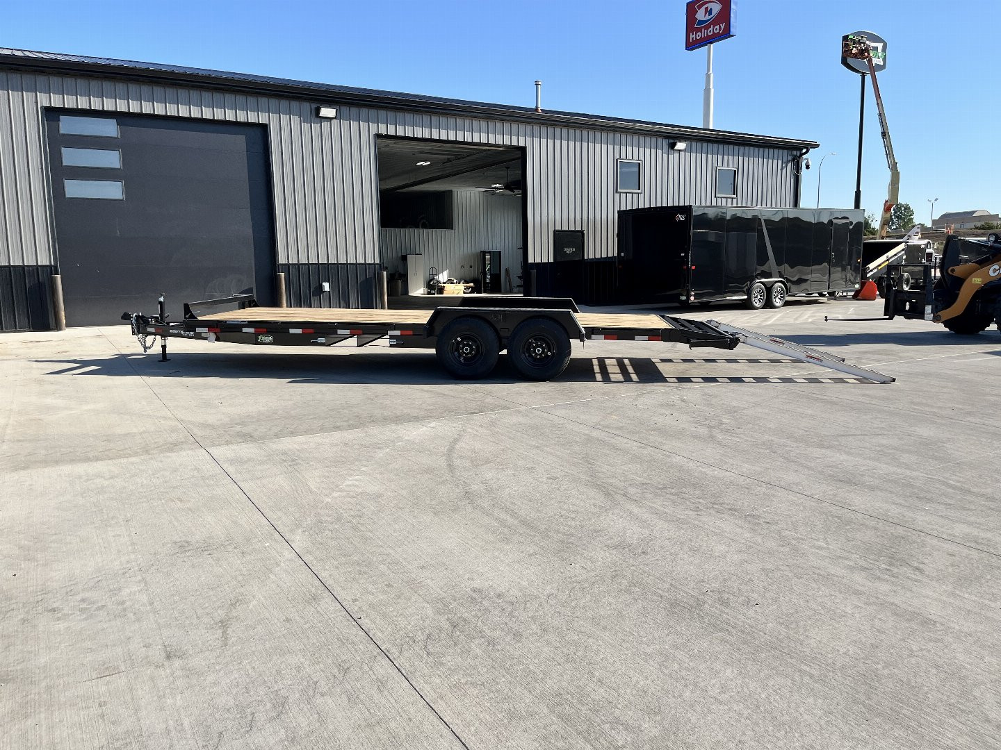 New 2026 Southland 22’ Flatbed 2-7000lb axles =14K Dovetail Trailer Slide In Ramps