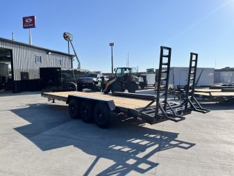 New 2025 Southland 24’ Flatbed 3-7000lb axles =21K Dovetail Trailer Fold Up Ramps