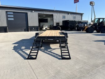 New 2025 Southland 24’ Flatbed 3-7000lb axles =21K Dovetail Trailer Fold Up Ramps