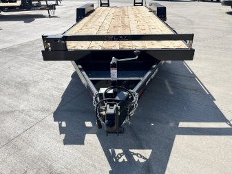 New 2025 Southland 22’ Flatbed 2-7000lb axles =14K Dovetail Trailer Fold Up Ramps
