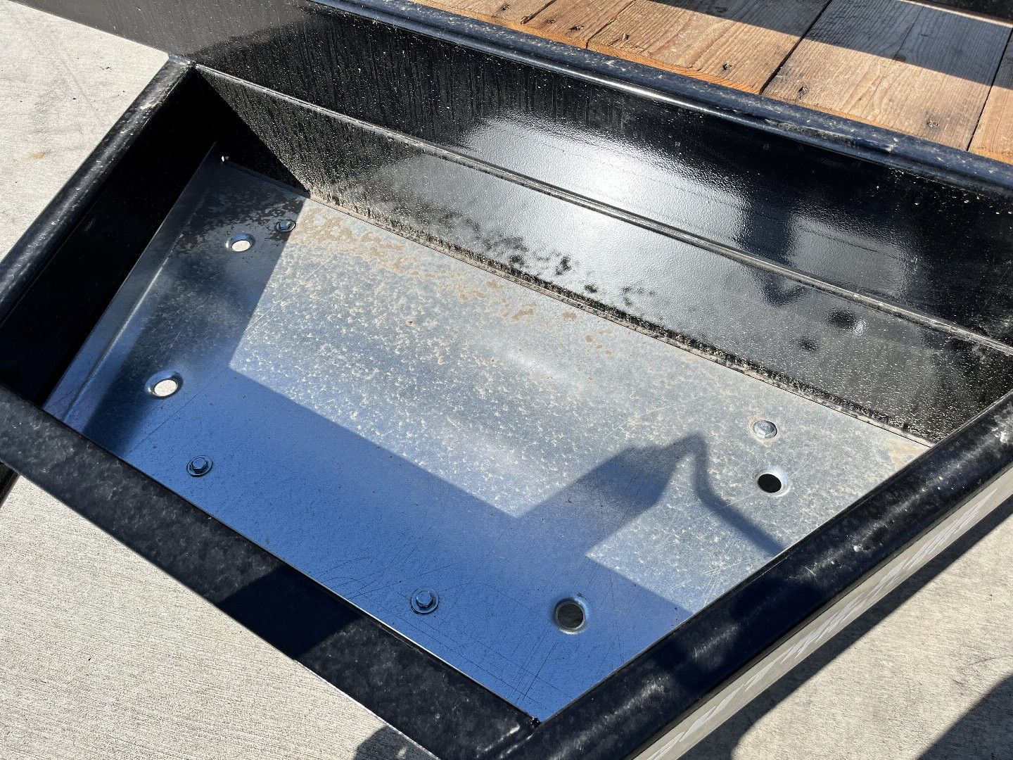 New 2025 Southland 20’ Flatbed 2-7000lb axles = 14K Dovetail Trailer Aluminum Slide In Ramps