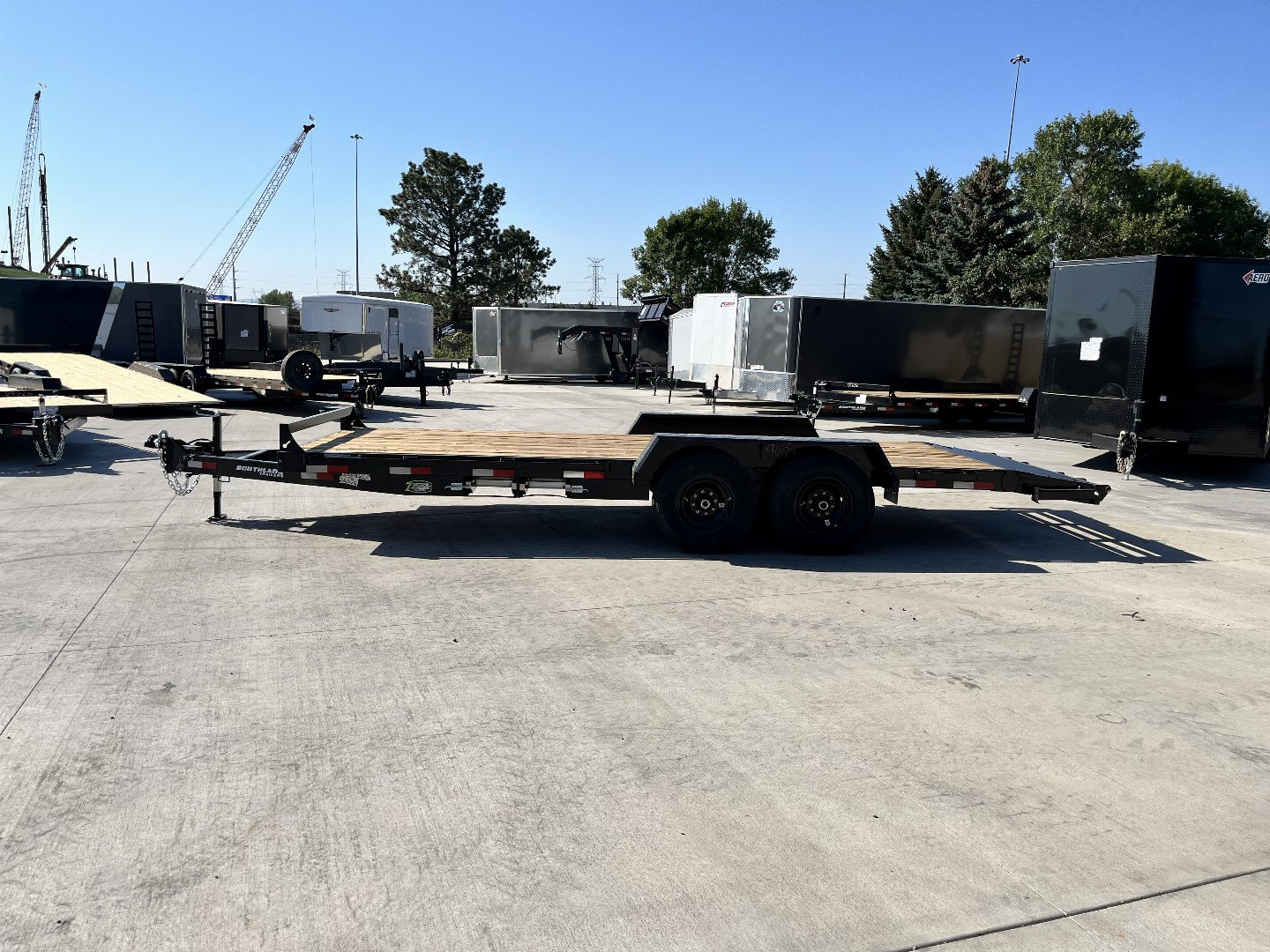 New 2025 Southland 20’ Flatbed 2-7000lb axles = 14K Dovetail Trailer Aluminum Slide In Ramps