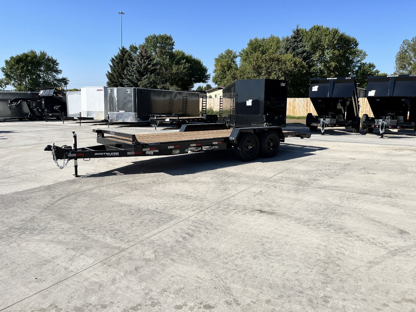 New 2025 Southland 20’ Flatbed 2-7000lb axles = 14K Dovetail Trailer Aluminum Slide In Ramps