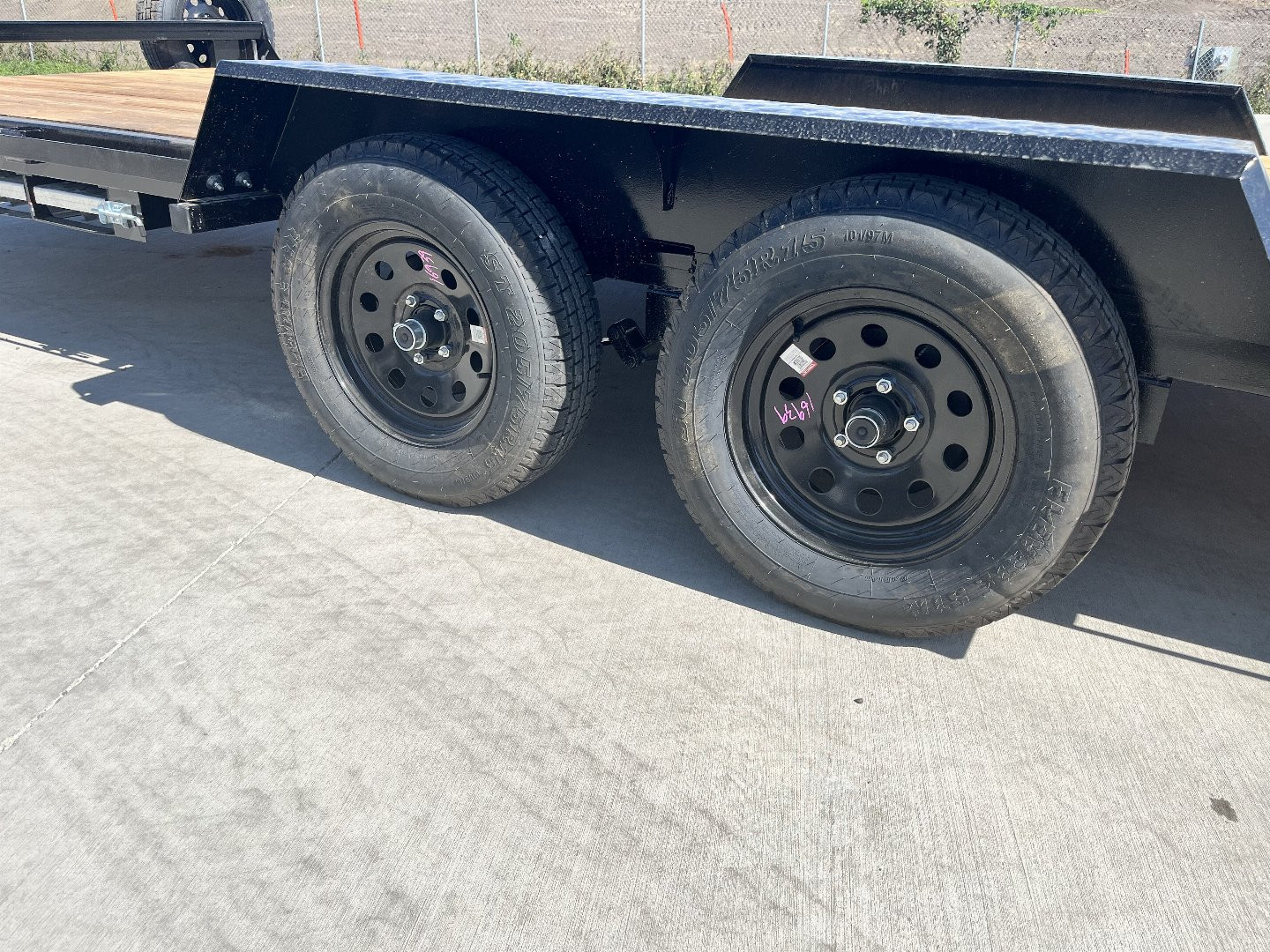 New 2025 Southland 20’=18’flat + 2’ dovetail Flatbed 2-3500lb axles = 7K Trailer with side Slide In Ramps
