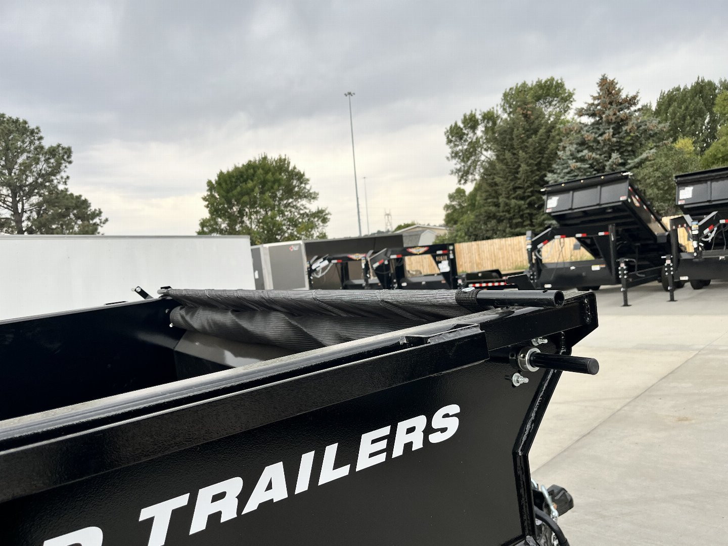 New RARE HUGE DISCOUNT NEW 2026 Southland 14ft Low Profile HIGH SIDE Dump Trailer 2-7000 lb axles = 14K with Ramps and TARP