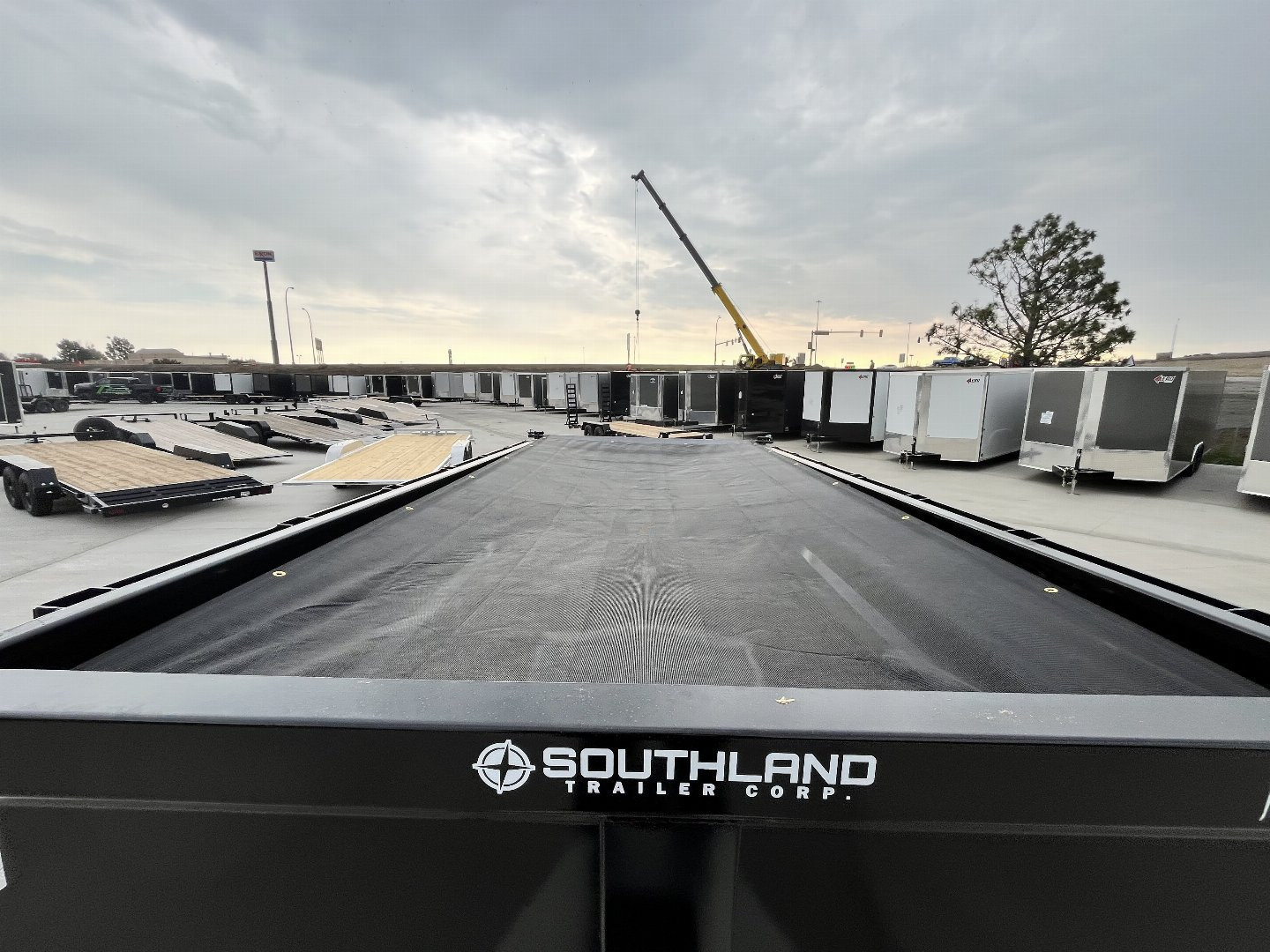 New RARE HUGE DISCOUNT NEW 2026 Southland 14ft Low Profile HIGH SIDE Dump Trailer 2-7000 lb axles = 14K with Ramps and TARP